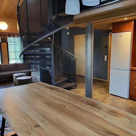 Tunturipoelloe 4 * 鲁卡