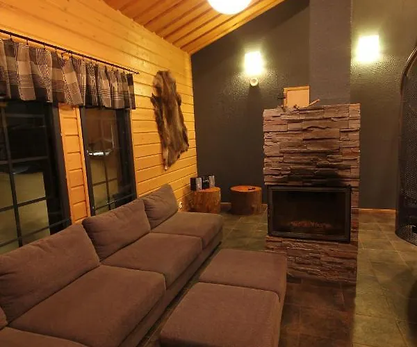 Tunturipoelloe 4 Ferienhaus Ruka